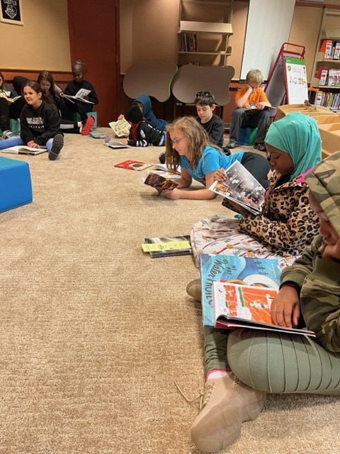 Students enjoying reading 