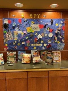 I spy display with books 
